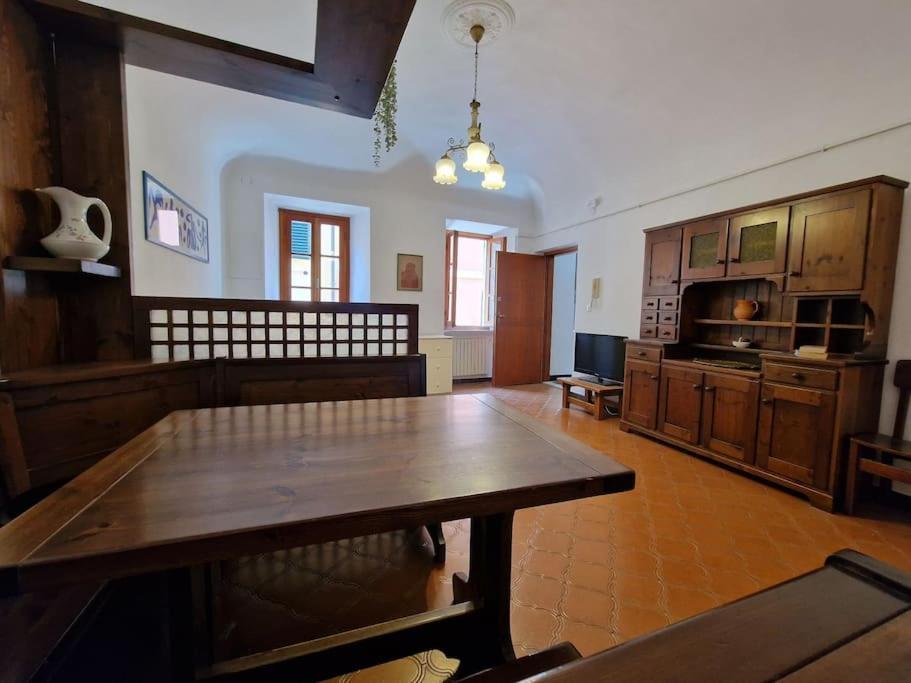 Silver Sands Finale Ligure - Traditional Apartment - 4 Beds & Terrace By The Beach Ngoại thất bức ảnh